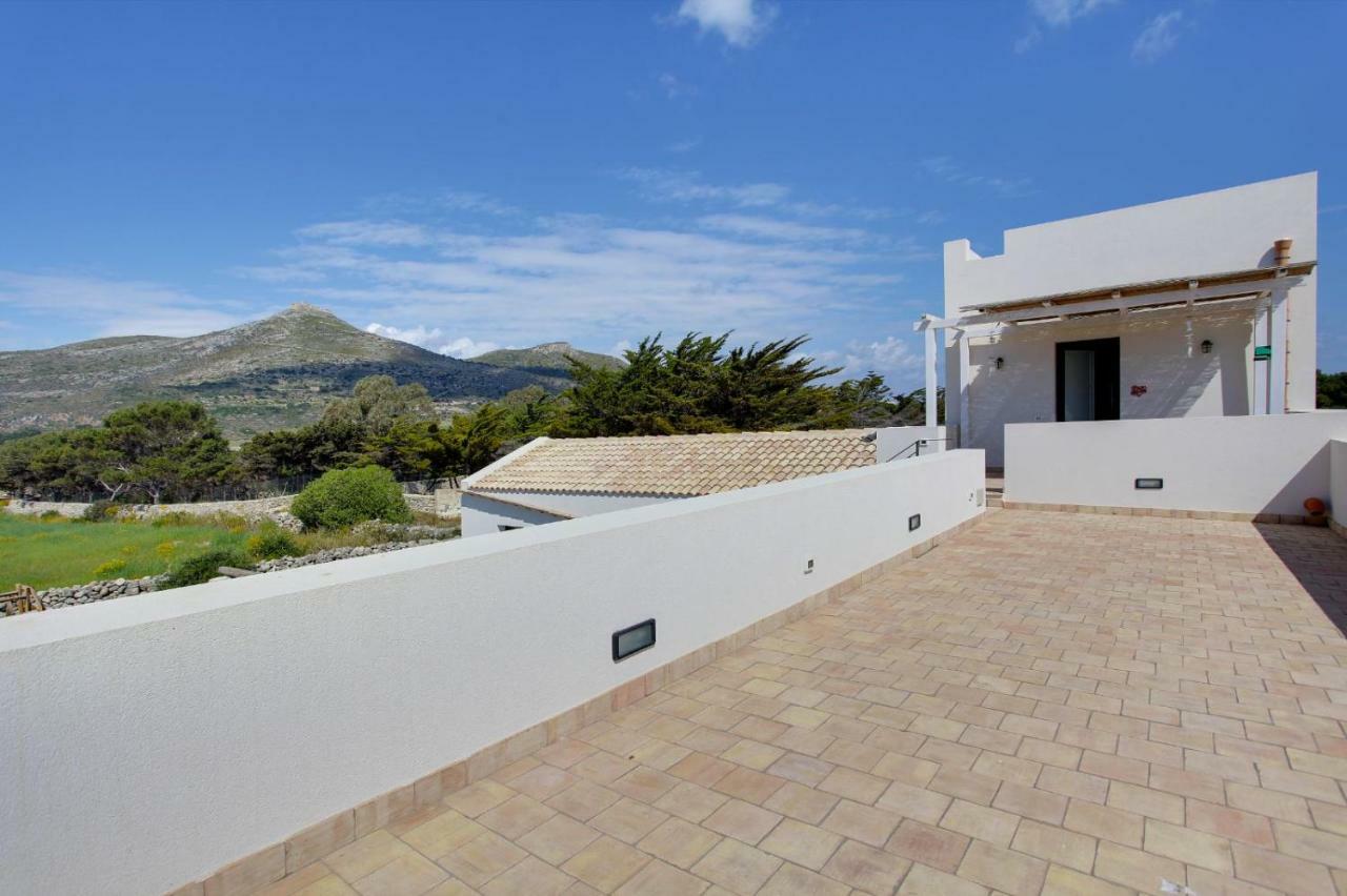 Casa Vacanze Senia Del Rais Фавиньяна Экстерьер фото